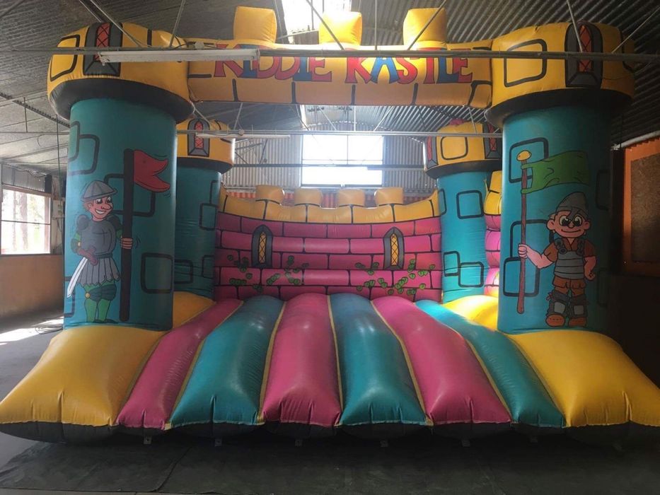Vendo Insuflável 6m x 4,5m