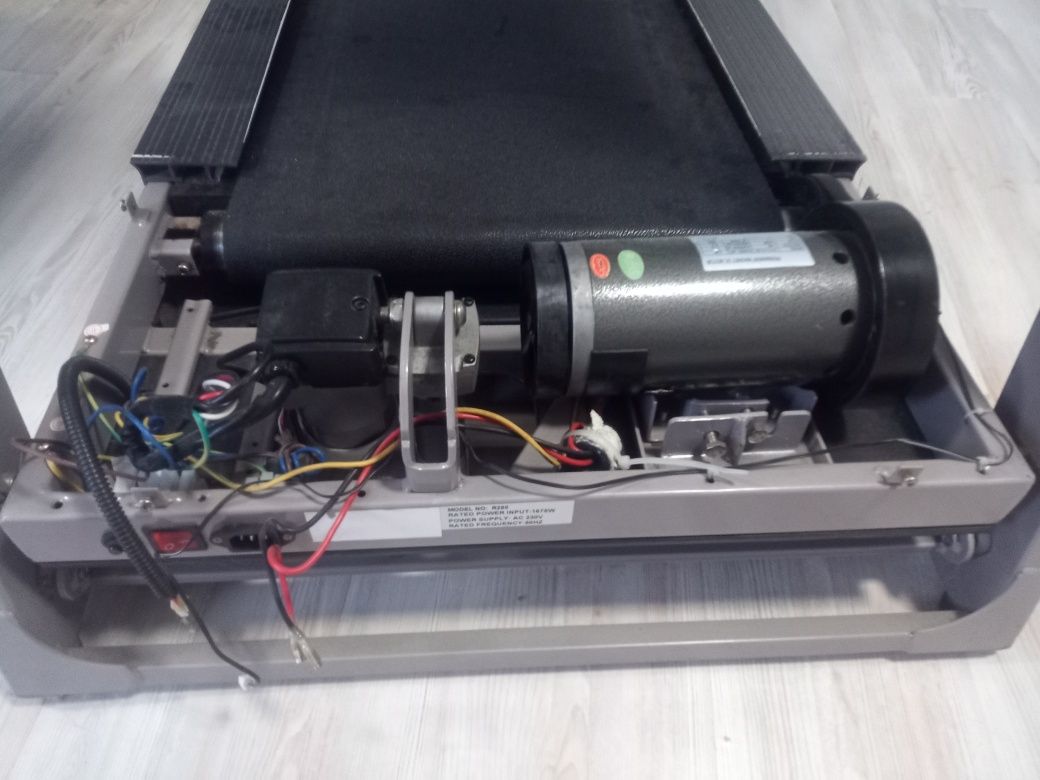 Беговая дорожка Fitlogic miracle r-280 разбираю