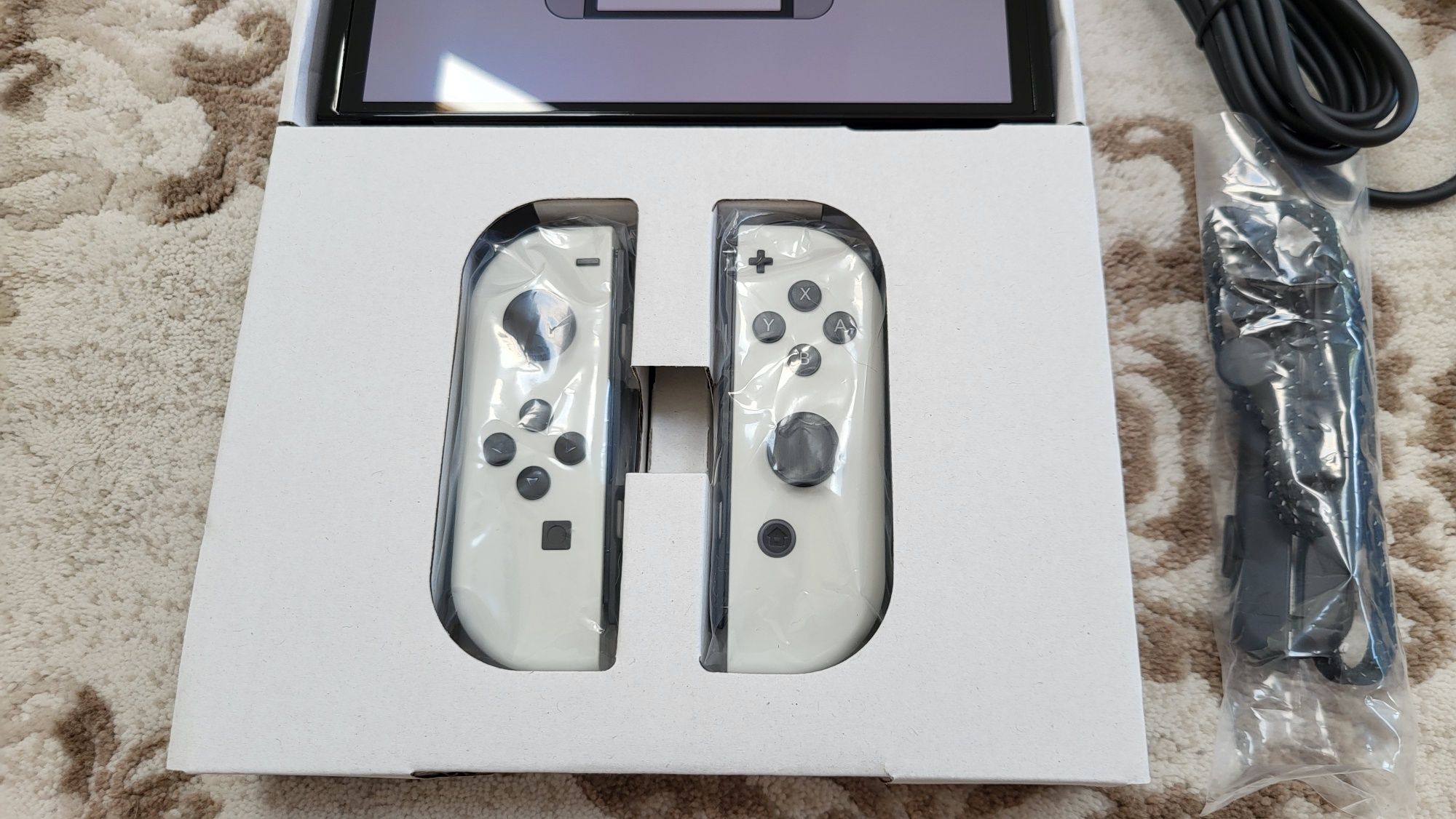 Nintendo Switch Oled Nowa + joycony + dodatki
