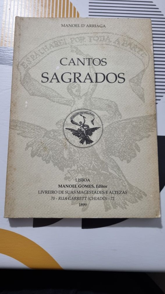 Cantos Sagrados  Livro