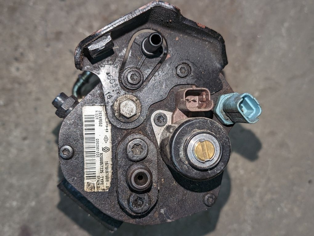 ТНВД renault  1.5 DCI delphi 167009788R 8200423059