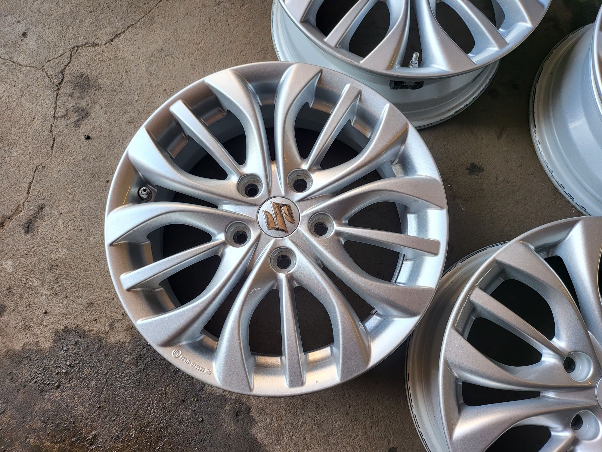 Alufelgi 16 Suzuki SX4 S-Cross Vitara Swift Kizashi 5x114,3 ET50 TPMS