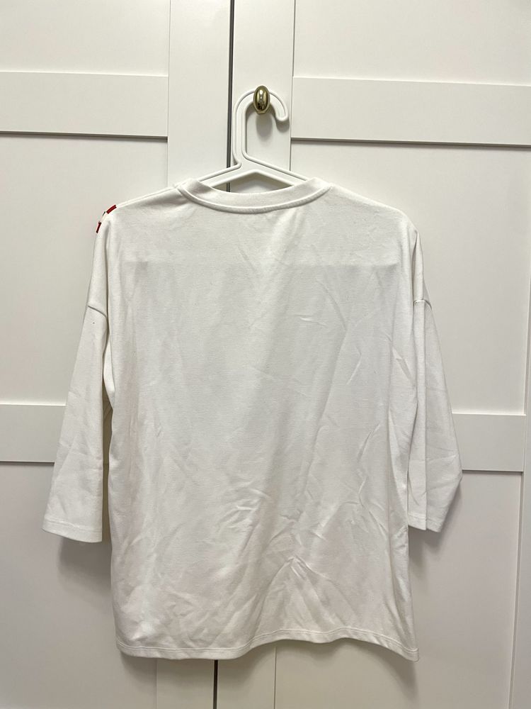 Biała bluza z rękawem 3/4 S