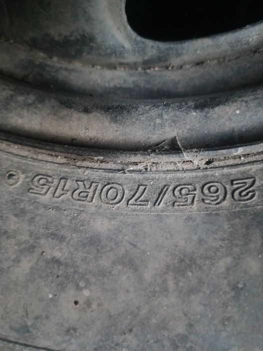 Продам недорого колеса 265/70 р15 пара