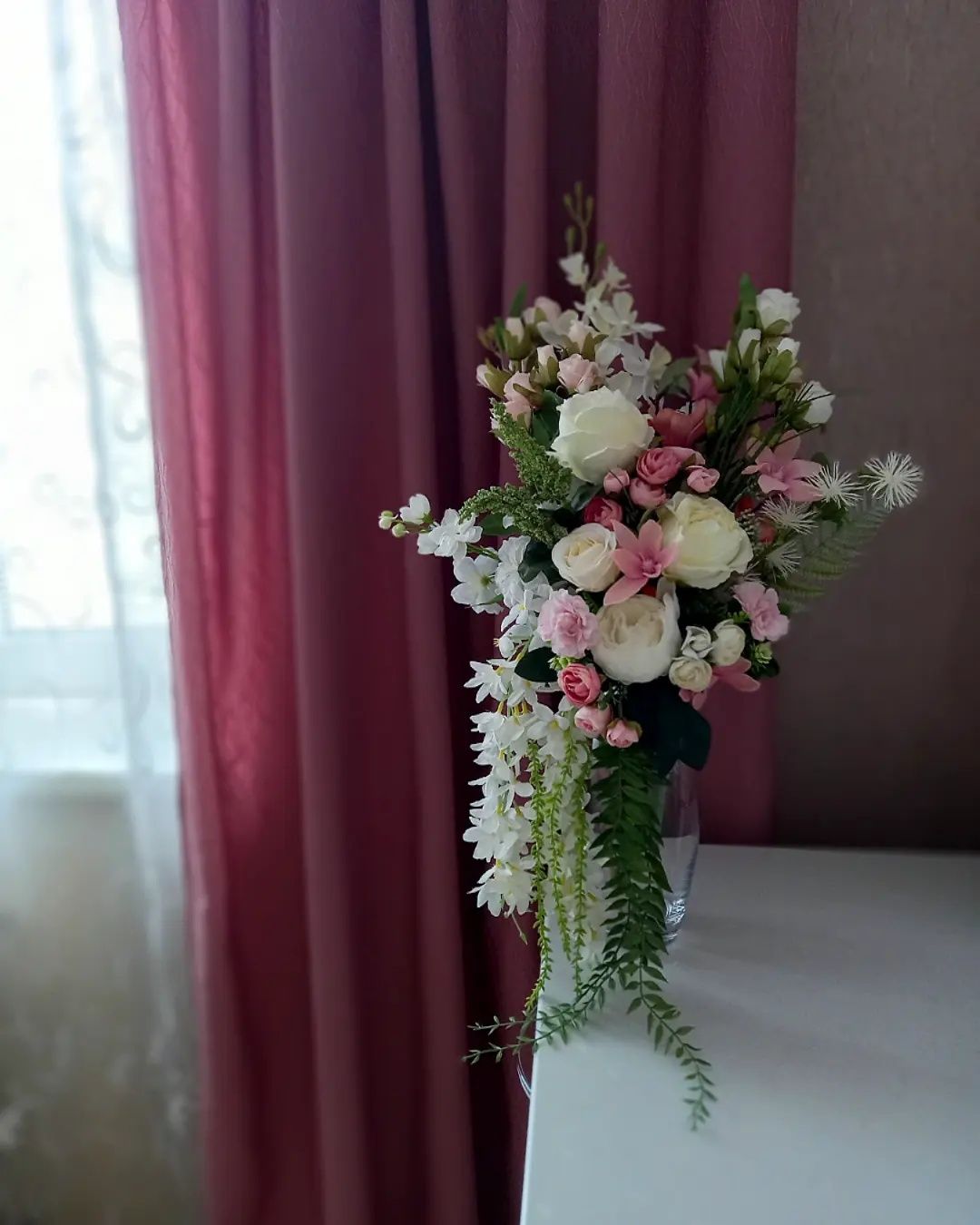 Букет букети композиція квітів для інтер'єру дому