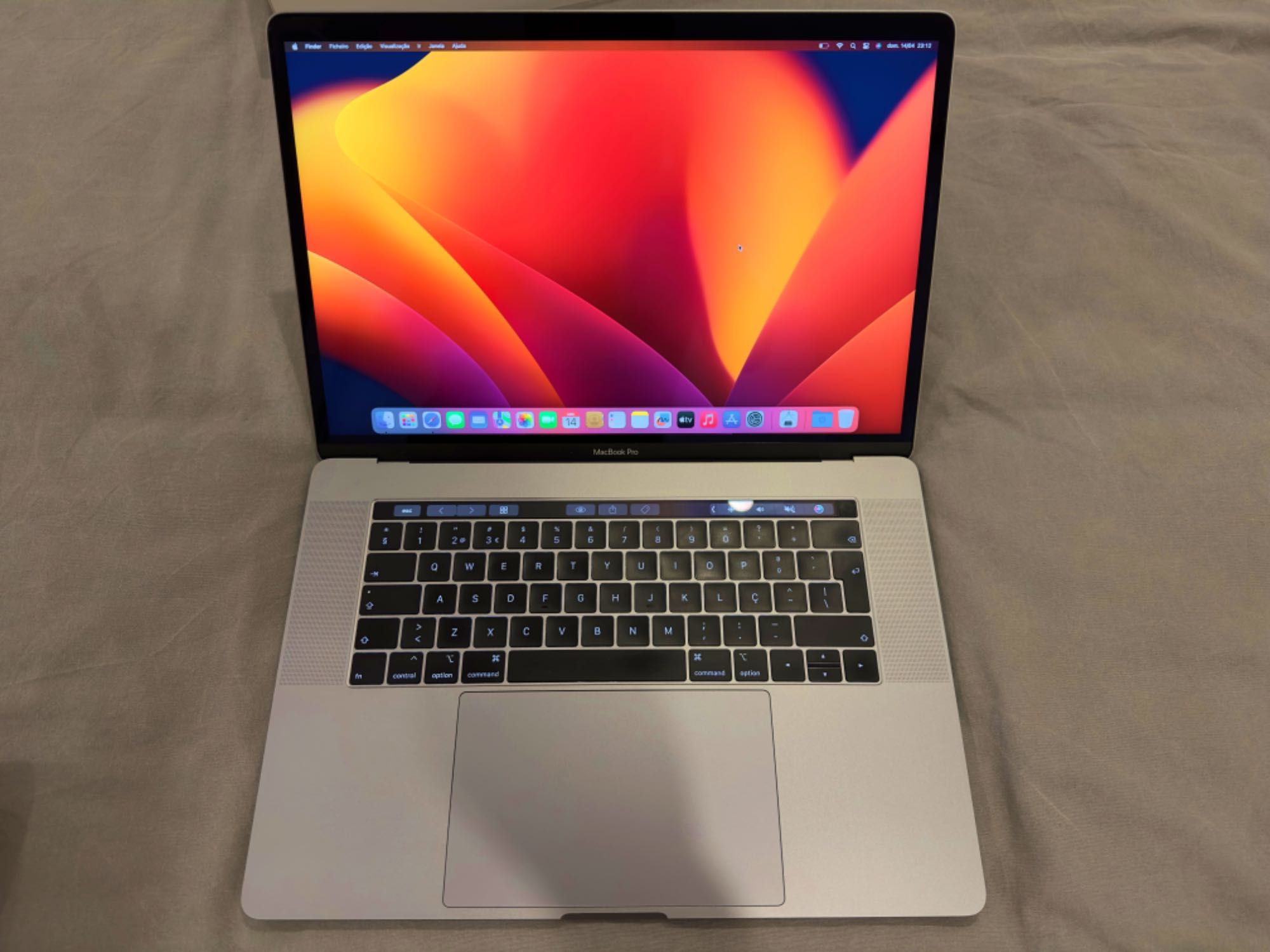 MacBook Pro 15 (2019) (Como NOVO)