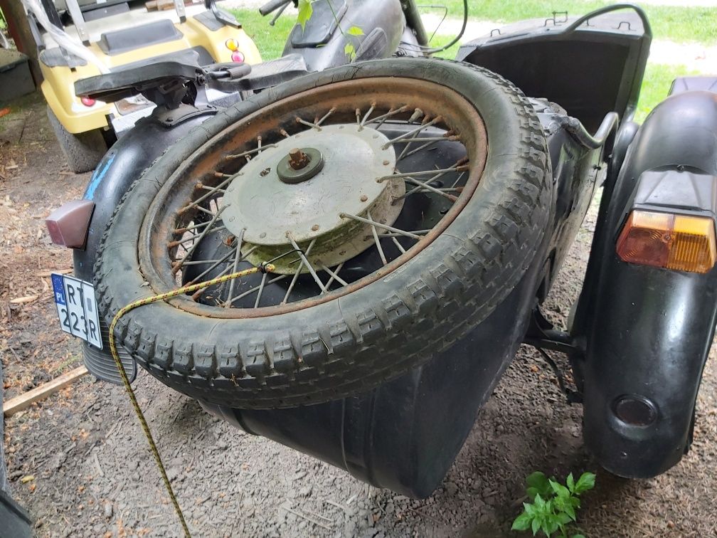 Sprzedam motocykl z wózkiem  bocznym  k 750 sprawny technicznie  oc do