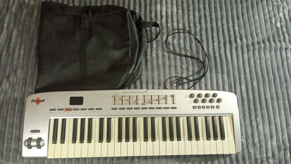 Міді M-AUDIO 49 + Подарунок