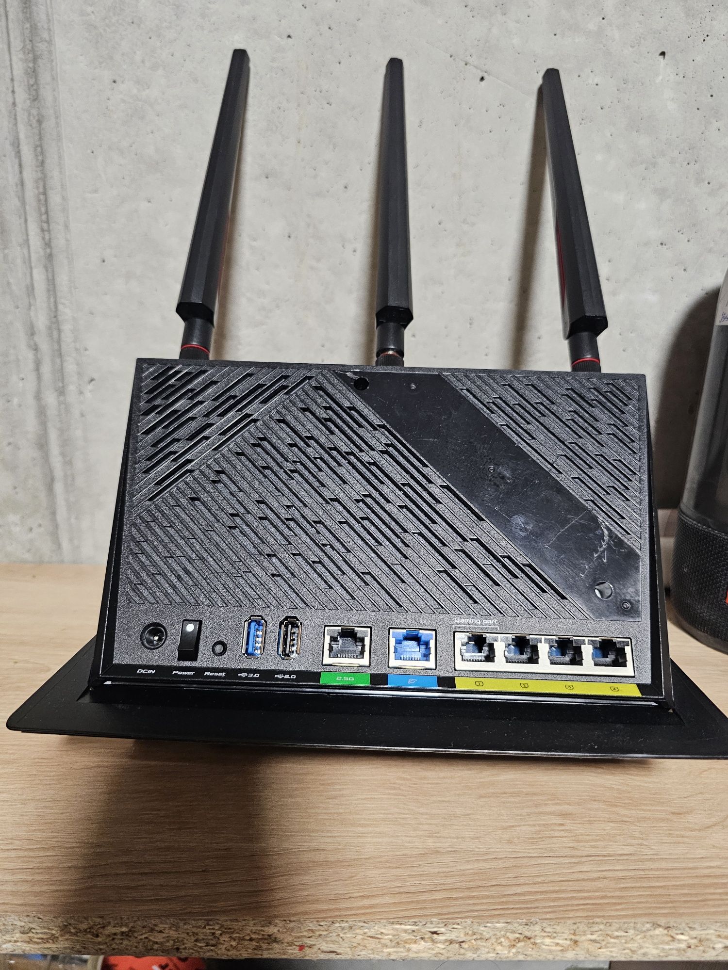 Бездротовий маршрутизатор роутер ASUS RT-AX86U Pro AX5700 VPN Mesh