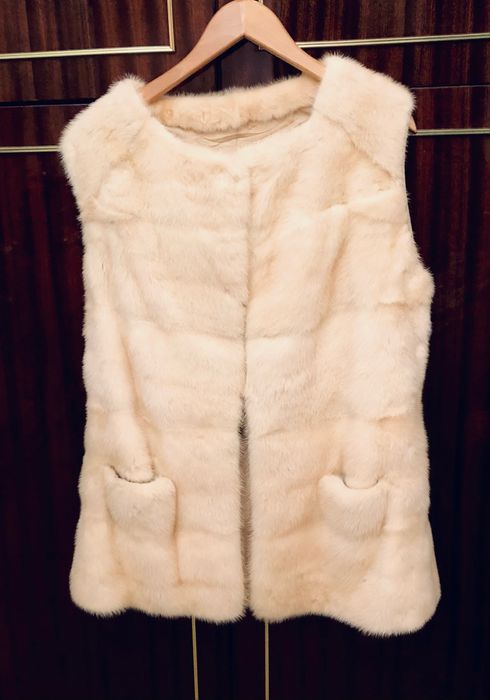 Жилетка норковая Италия