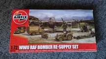 Airfix -Zestaw pojazdów i wyposażenia lotniskowego RAF- 1/72