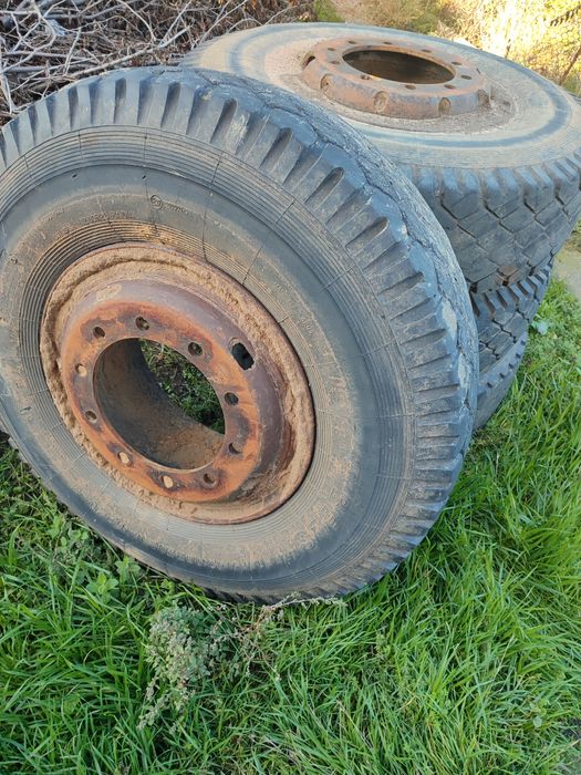 Диски з резиною 12.00 r20 МАЗ