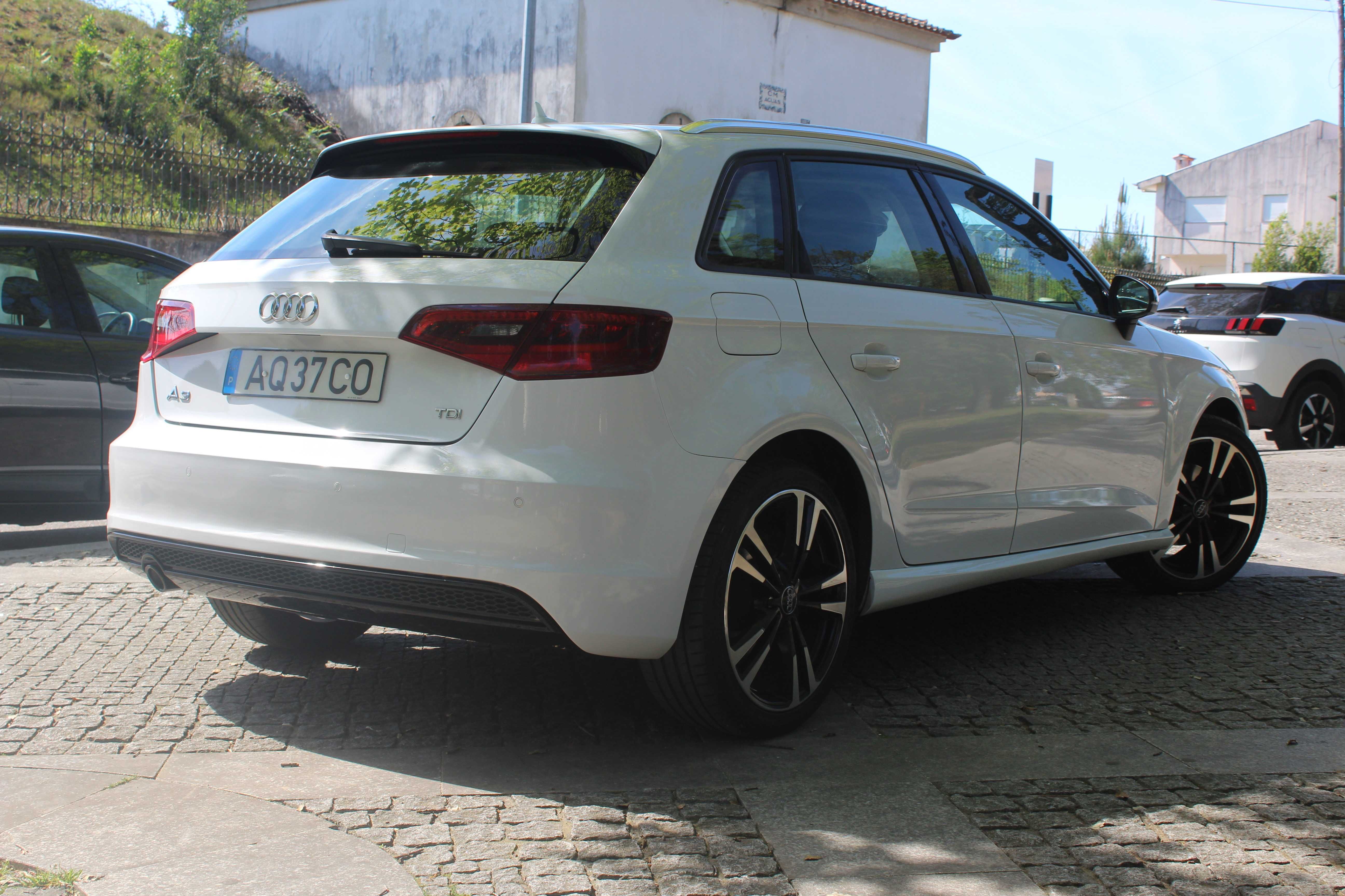 Audi A3 2x S-Line 1.6 Diesel 195.000km