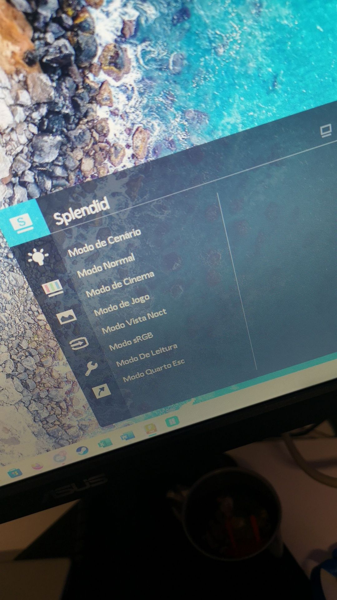 Monitor gaming ASUS