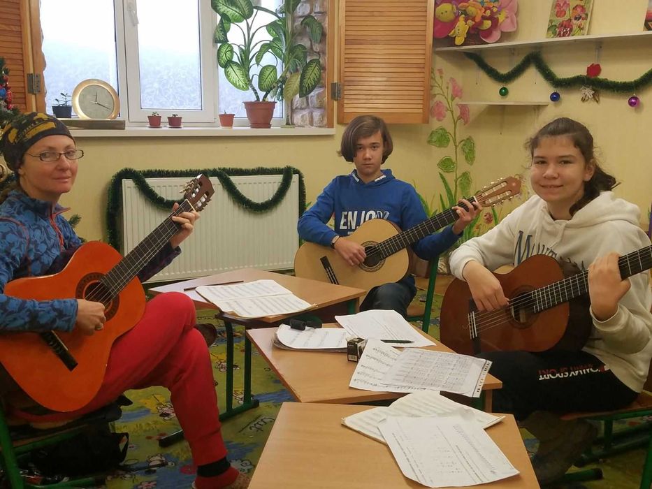 Уроки игры на гитаре.