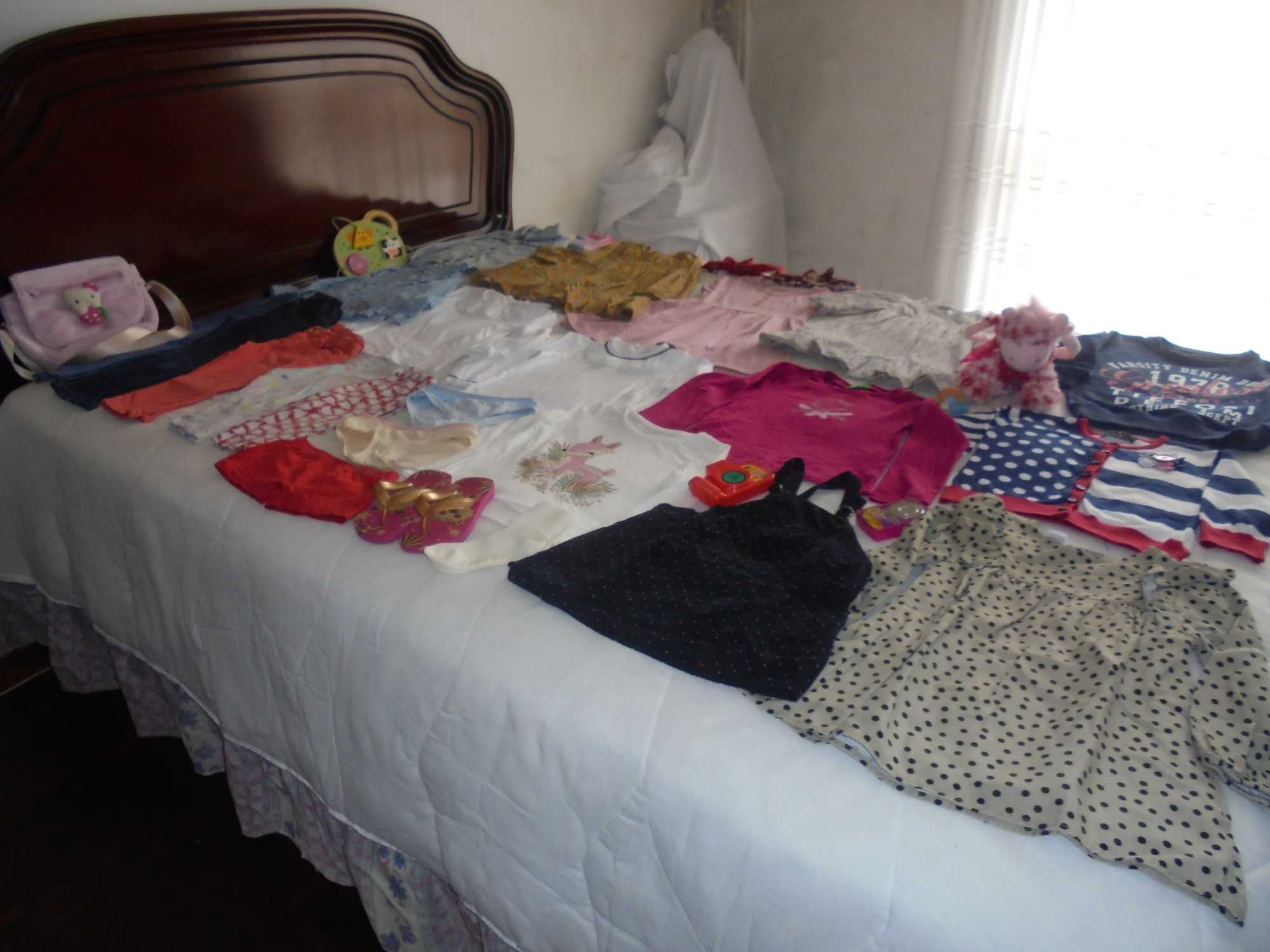 lote de roupa de menina as mochilas