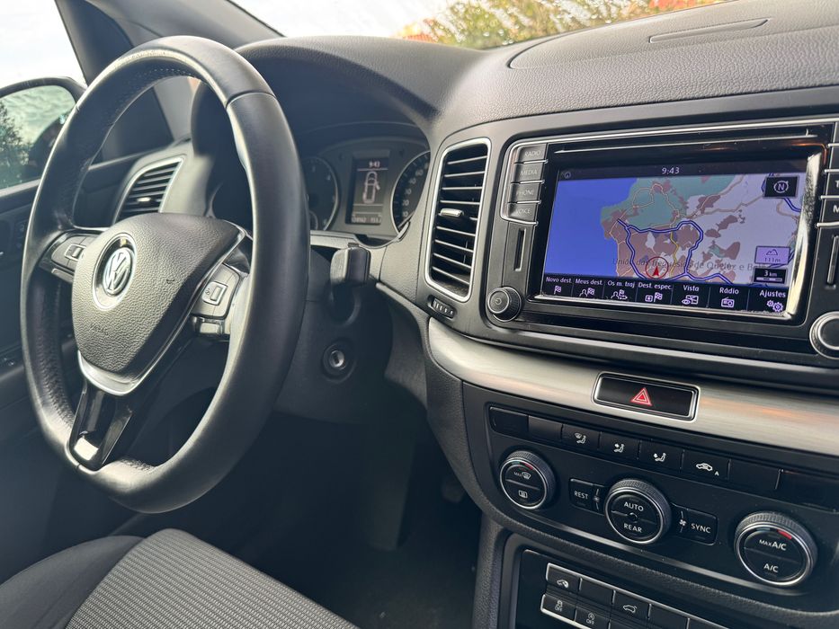 VW Sharan 7 Lugares 120.000 km - nacional