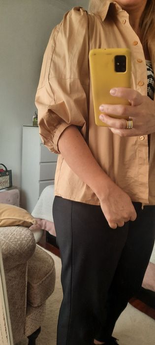 Blusa bege tam L marca Sfera