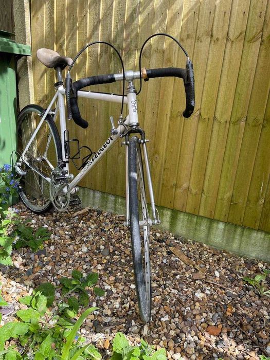Vintage road bike: 54cm Peugeot, 14 speed