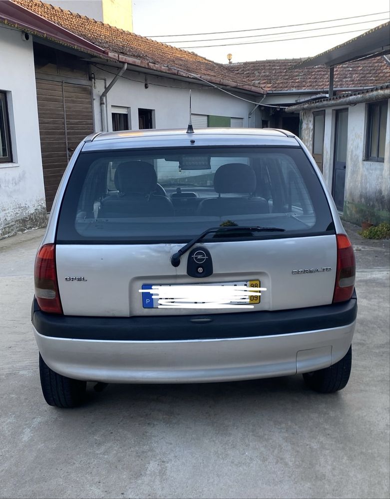 Opel Corsa B 1.5 TDI - Motor Isuzo
