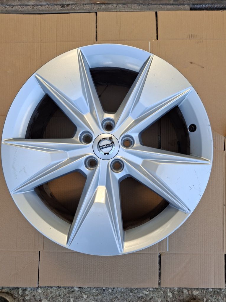 Felga aluminiowa volvo xc40 xc60 18" ET50.5 7.5J