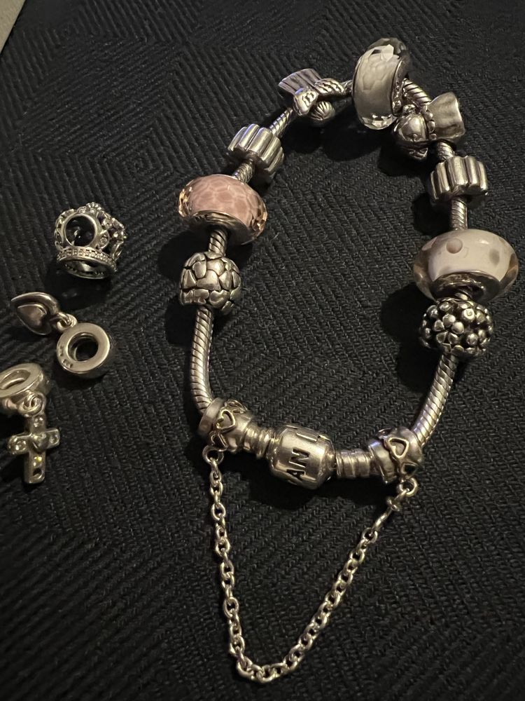 Pulseira Pandora + peças em excelente estado originais