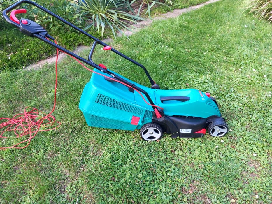Kosiarka elektryczna Bosch Rotak 34/13