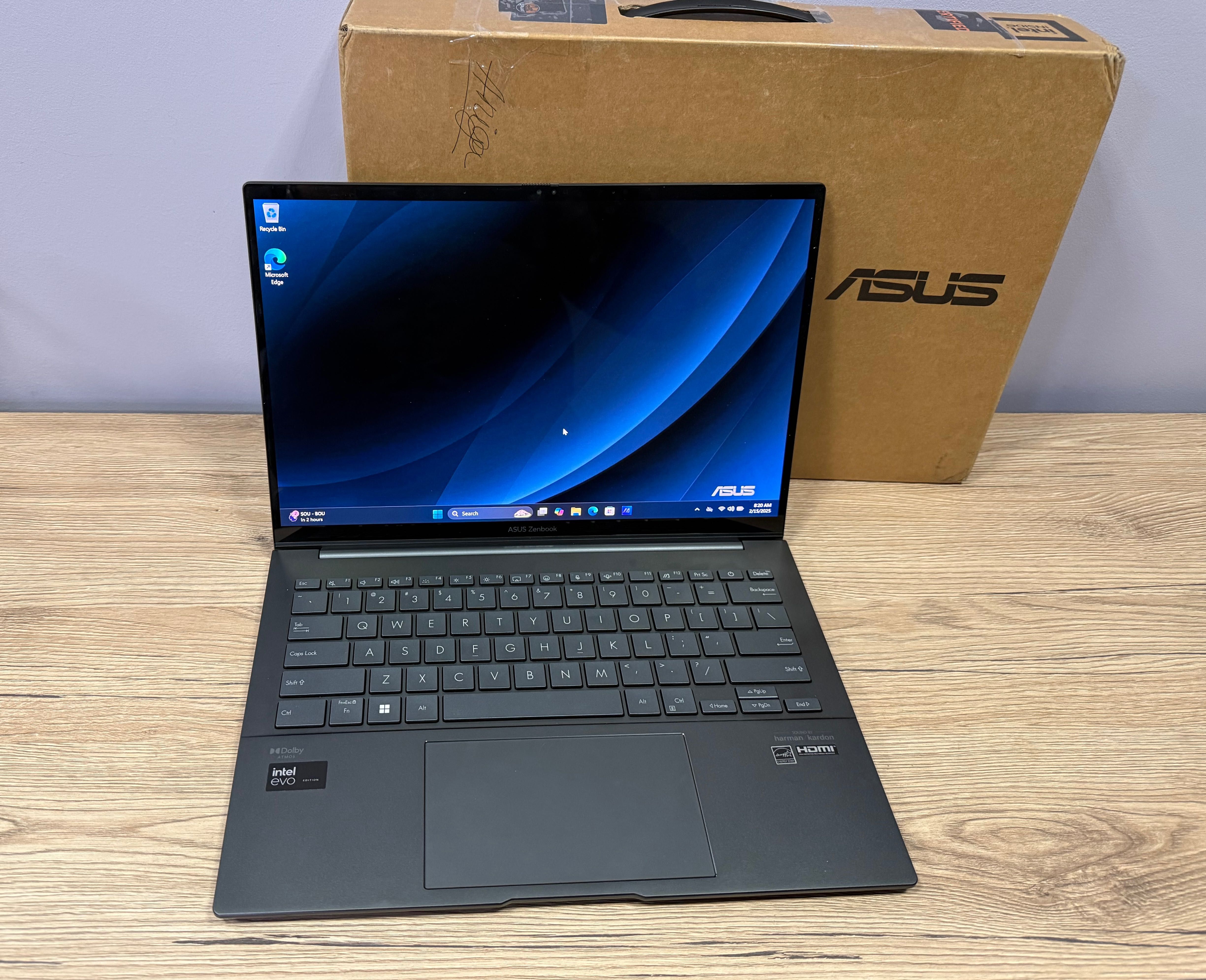 ASUS ZenBook 14 Q425MA ULTRA 7 155H/16 Ram/ 1 TB/ OLED/ Intel ARC