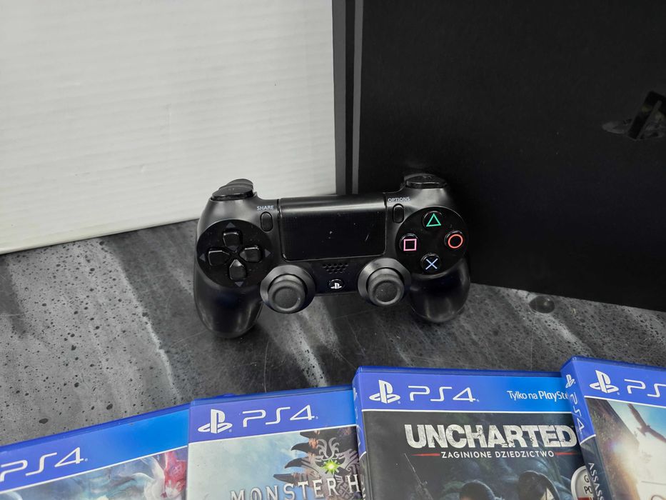 Konsola PS4 Playstation 4 SLIM 1TB + 6 dobrych gier Gwar 6 mc SKLEP