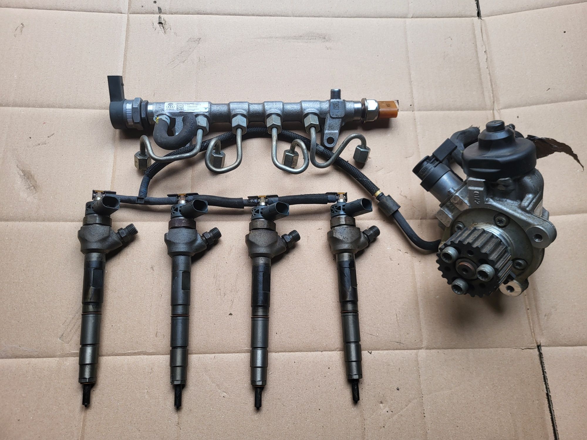 2.0 tdi wtryski pompa listwa a4 b8 a5 passat b7