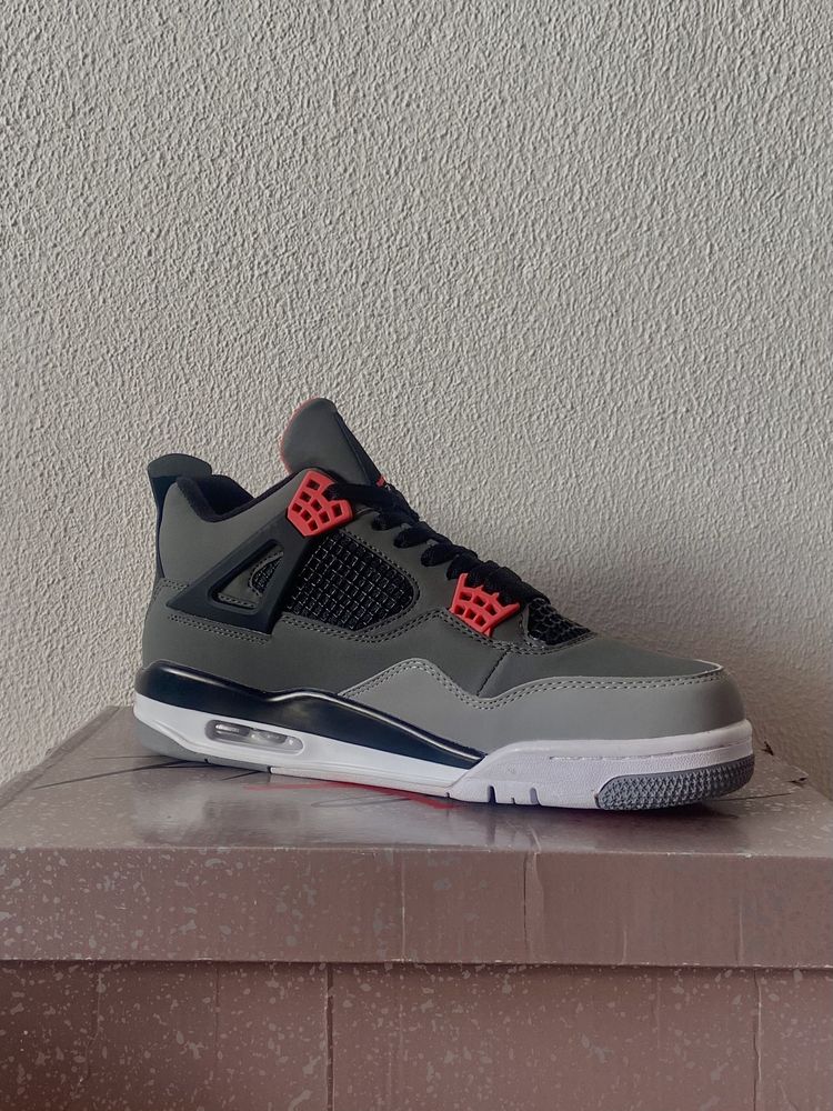 Air Jordan 4 Retro Infrared