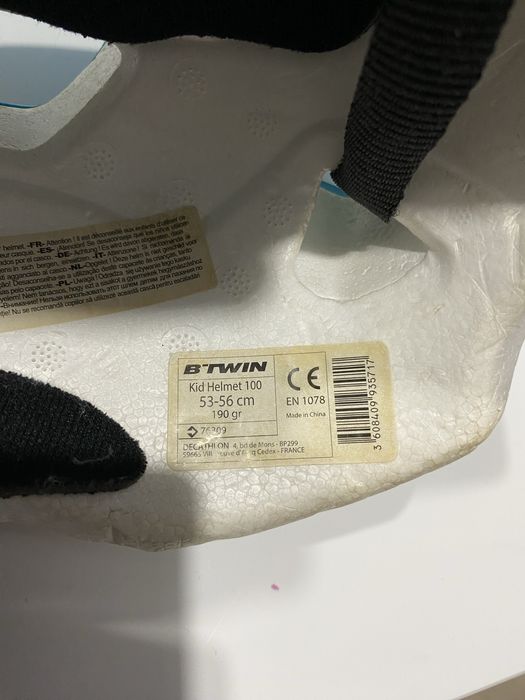 Sprzedam łyżworolki i kask