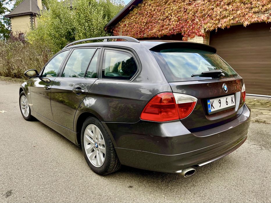 BMW 3 2008 рік 2.0 бенз