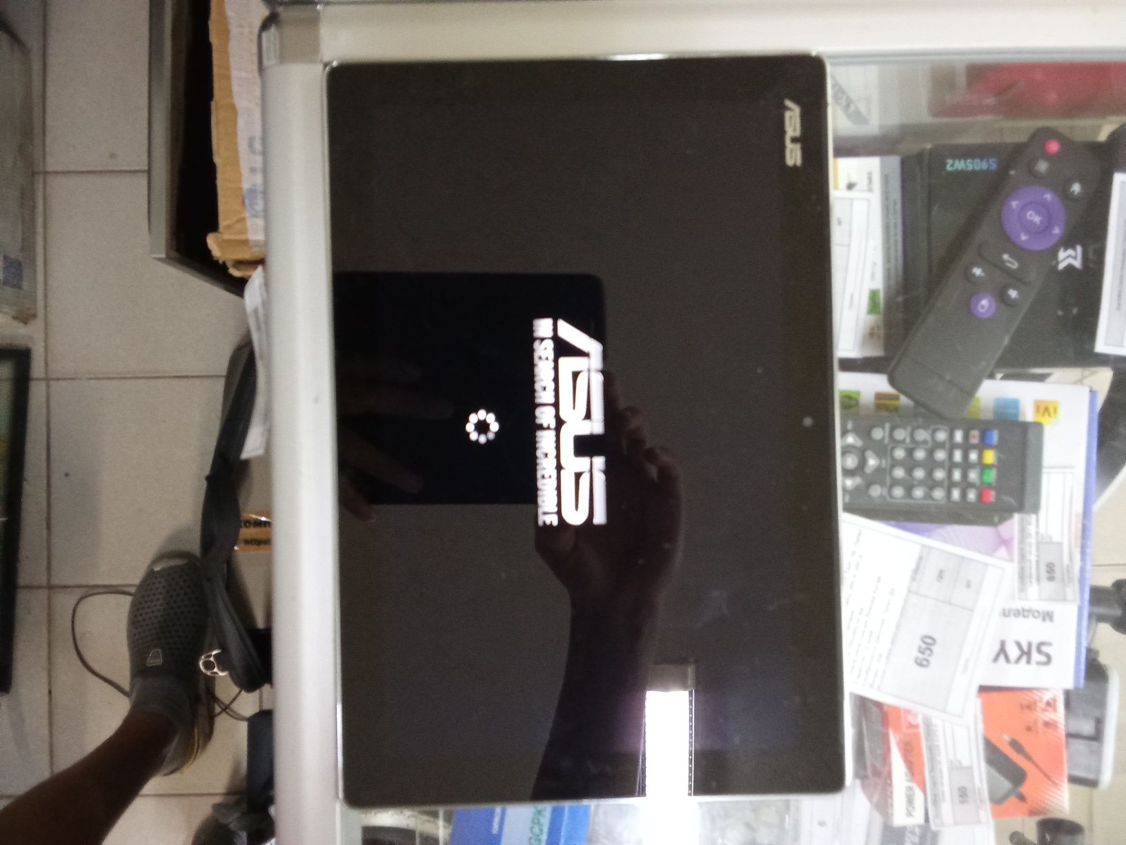 Продам планшет asus zenpad