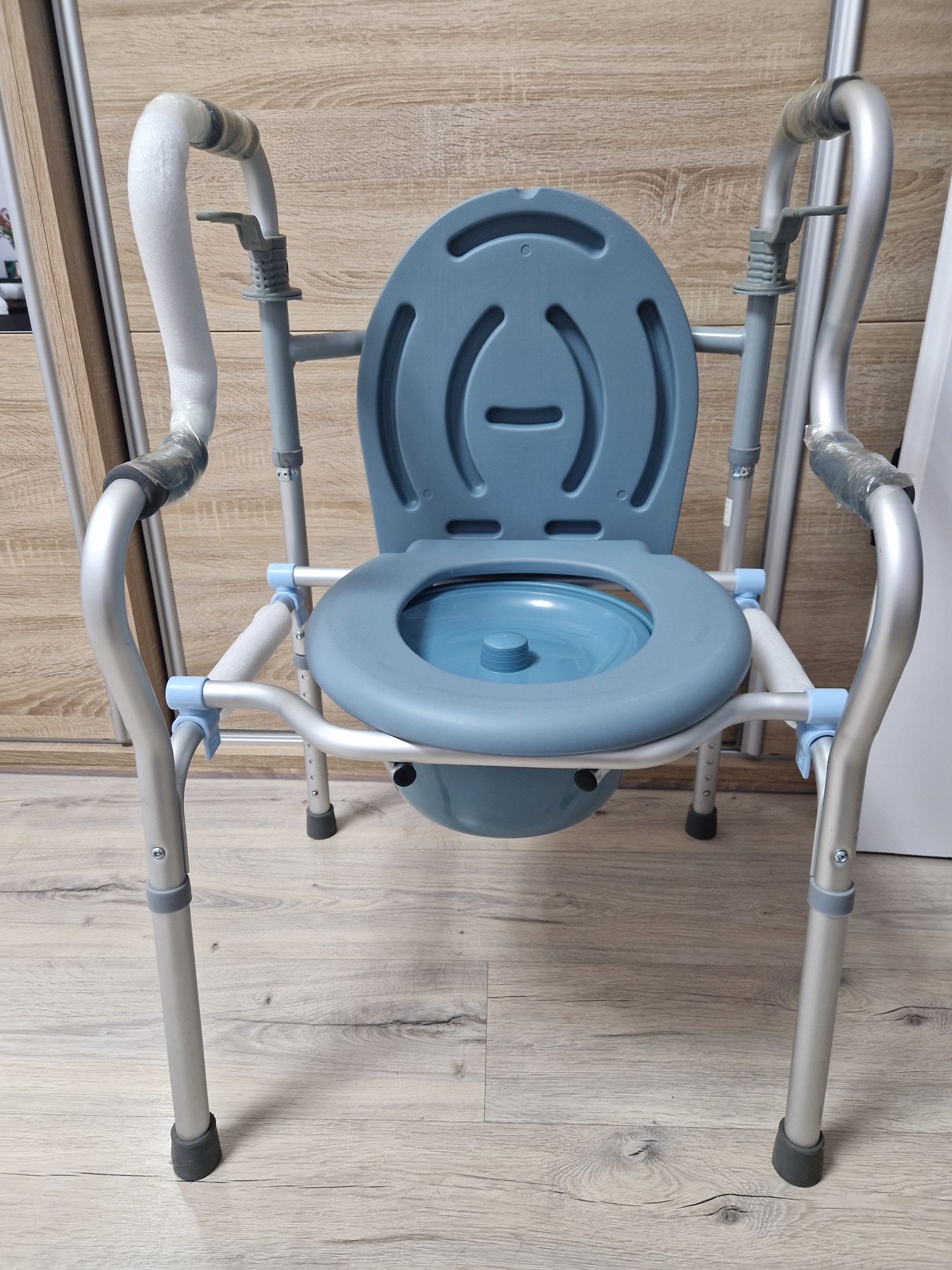 Toaleta balkonik krzesełko 3w1