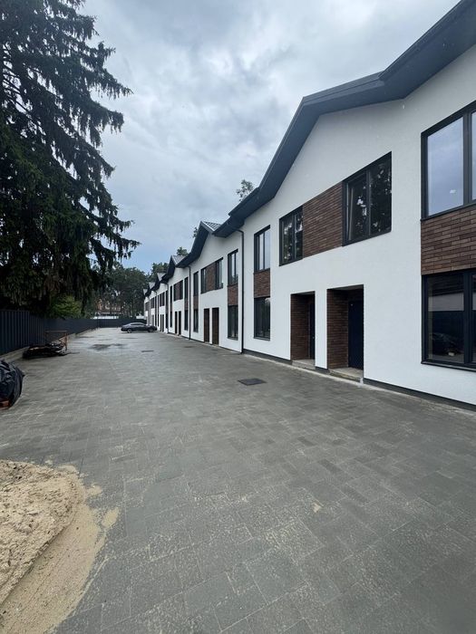 Сучасний таунхаус в топовій локації Ірпеня!