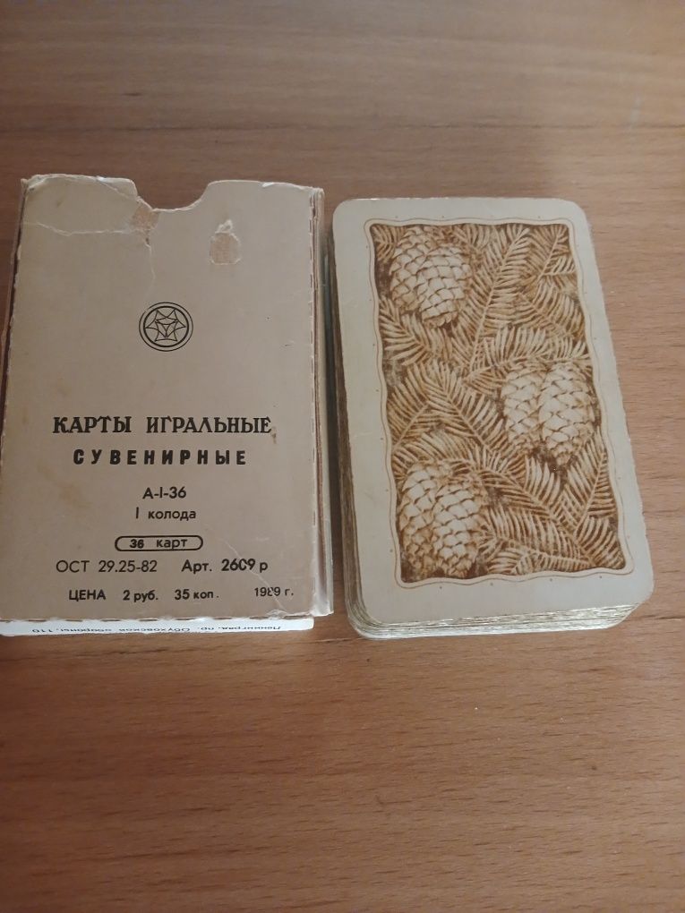 Карты игральные сувенирные 1989