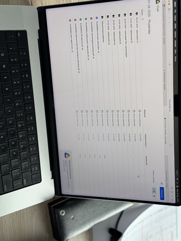 Macbook 16pro m1 (myszka i klawiatura w zestawie)