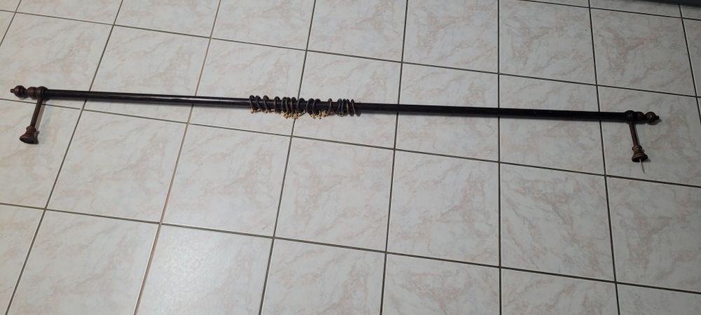 Karnisz drewniany 2.2m