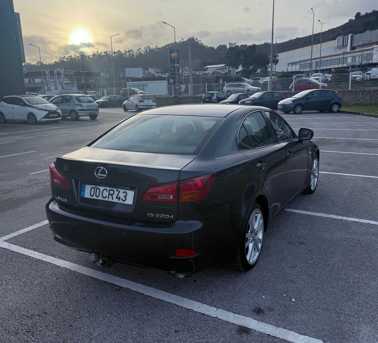 Lexus IS 220d 177cv - Full Extras
