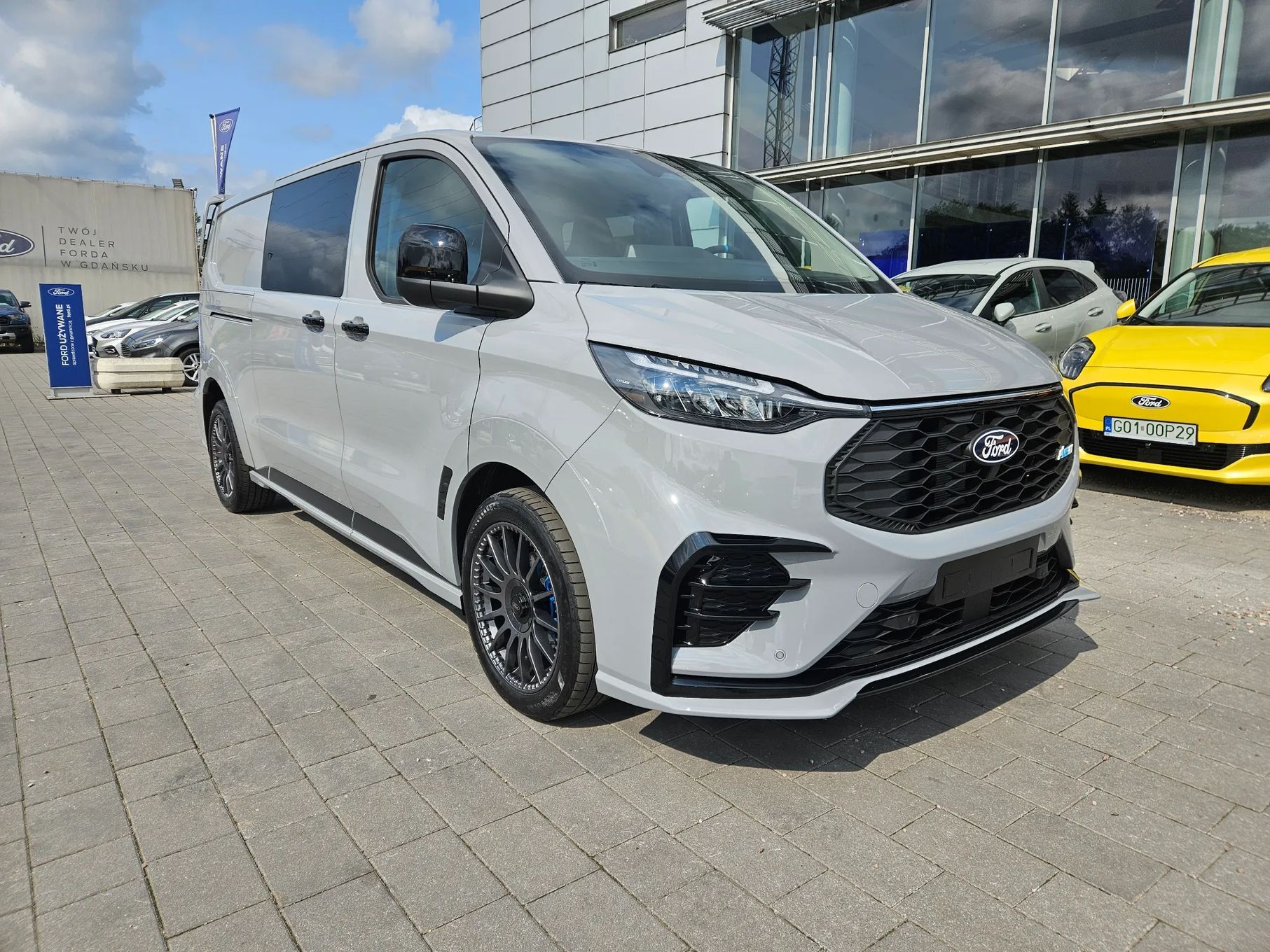 Ford Transit Custom  Ford Transit Custom Van brygadowy 5 osobowy / MS-RT / Od ręki / 2025