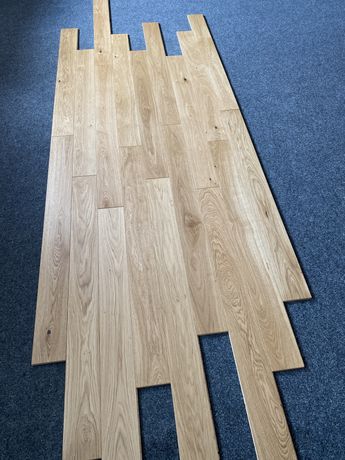 Podłoga drewniana Dąb Astig,4faza, olej UV, 11x120x1200mm,25 m2