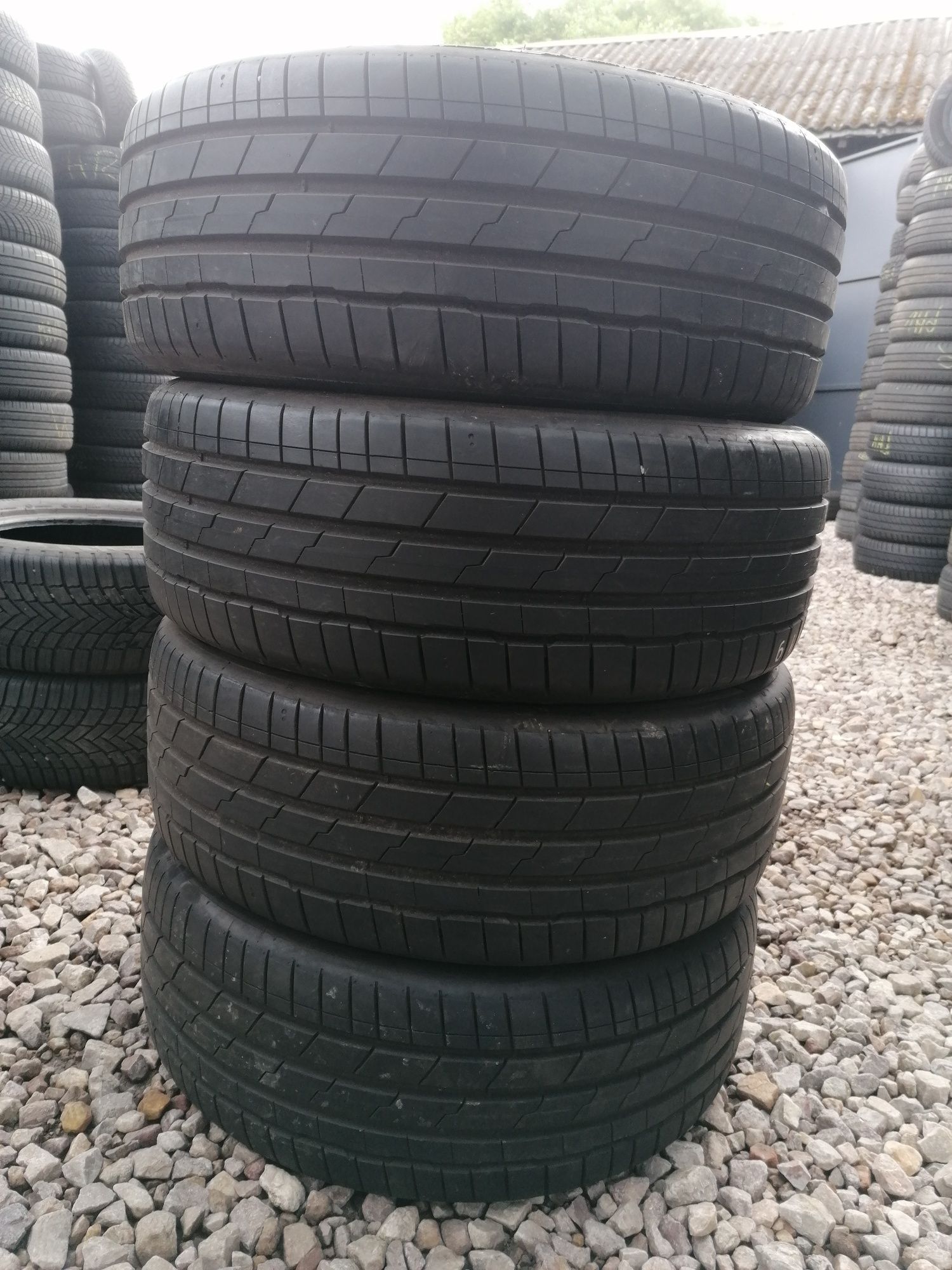 225/45/19 Hankook 2023 rok