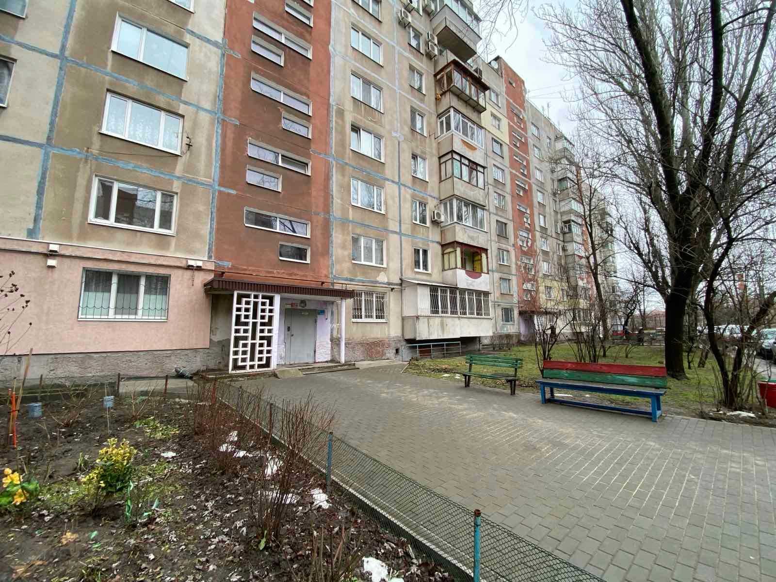 Продаж 3-к квартира, Бородинський, р-н Континенту, 4й поверх