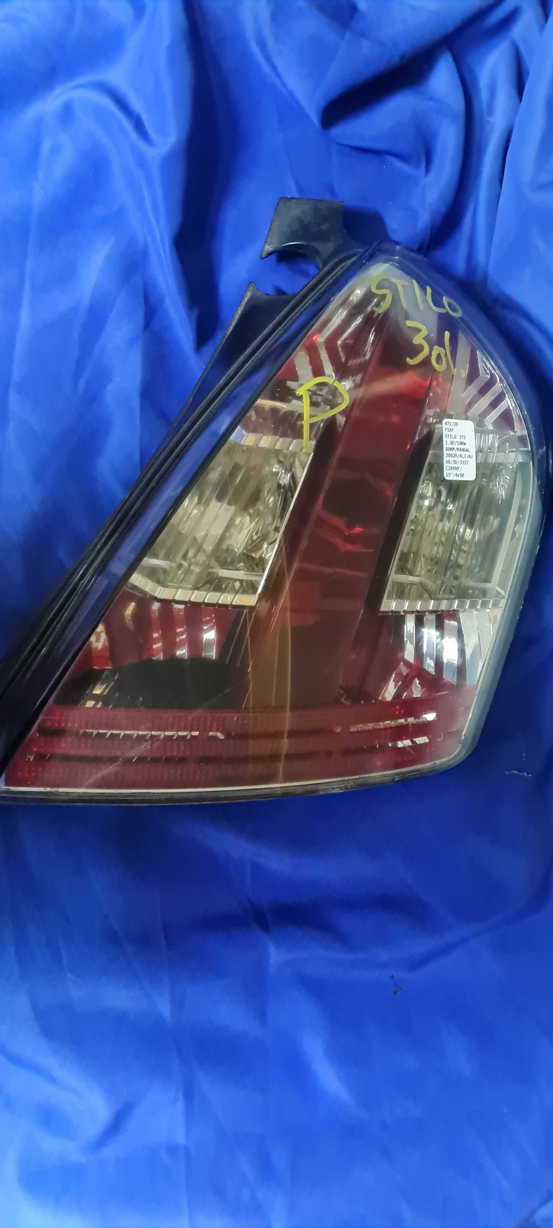 Lampa prawy tył fiat stilo 2002 rok 3 drzwi