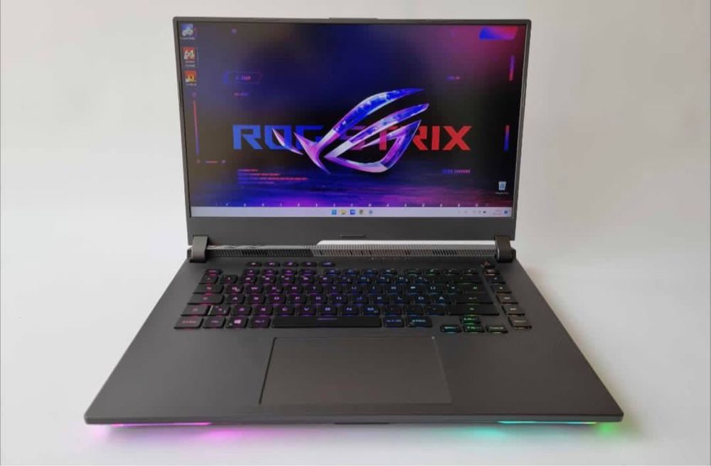 Asus ROG strix G15 g513qr