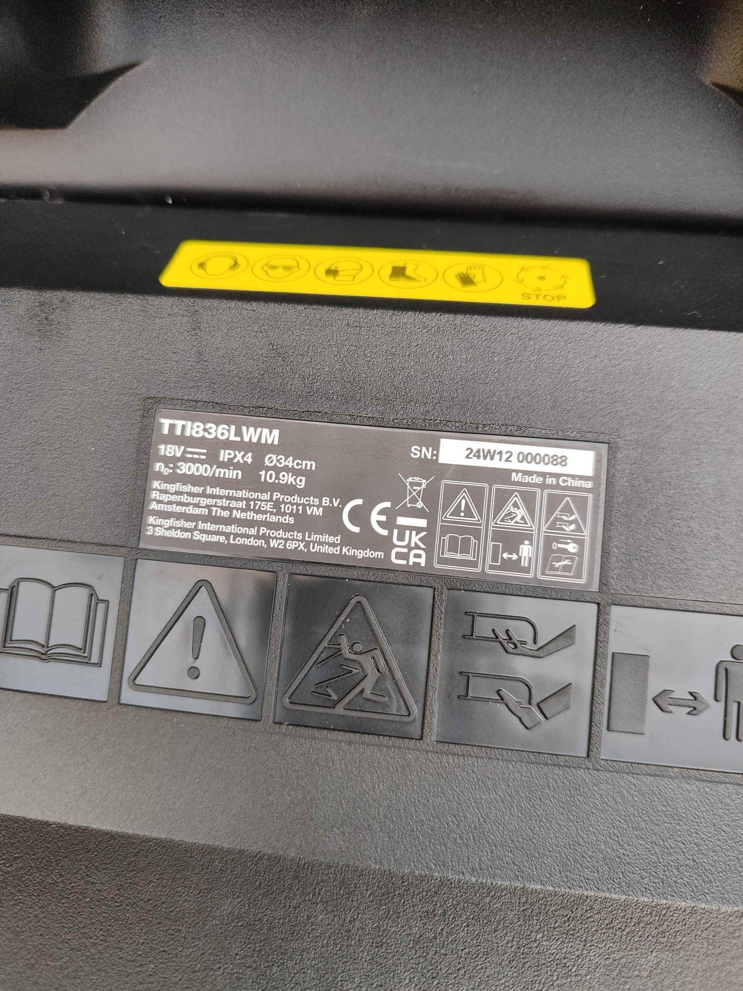 Akumulatorowa kosiarka Titan 18v, 5ah, ładowarka, rok 2024