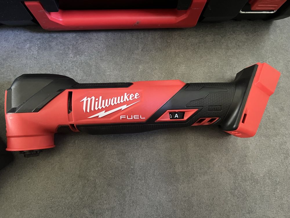 Безщітковий Акум.реноватор Milwaukee M18 FMT