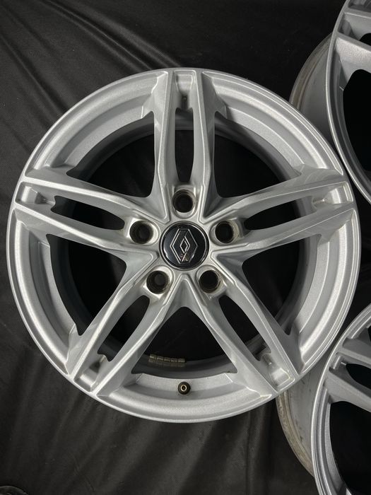Диски R16 5x114.3 Et45 6.5J. Renault Trafic 3 Scenic Megane Duster Kap