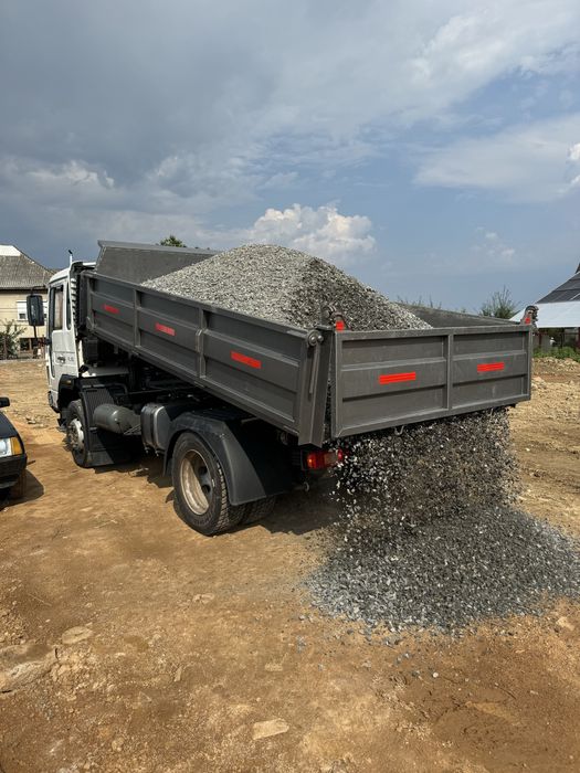 Вивіз сміття,доставка будматеріалів,вантажні перевезення. Пісок,щебнь.